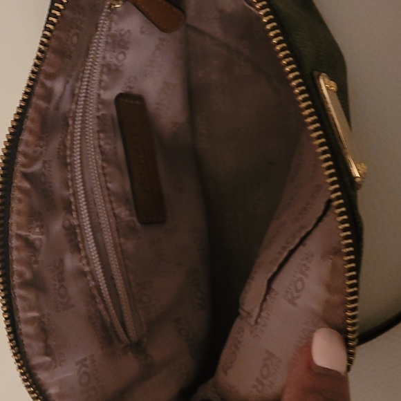 Purse - Picture 3 of 4